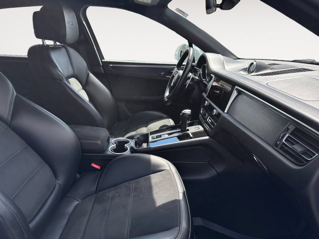 Used 2022 Porsche Macan GTS AWD/4WD image 15