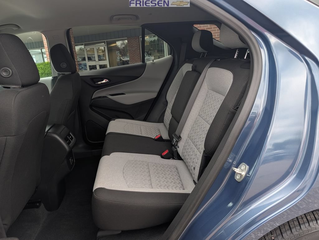 Used 2024 Chevrolet Equinox LS w/ LS Convenience Package AWD/4WD image 16