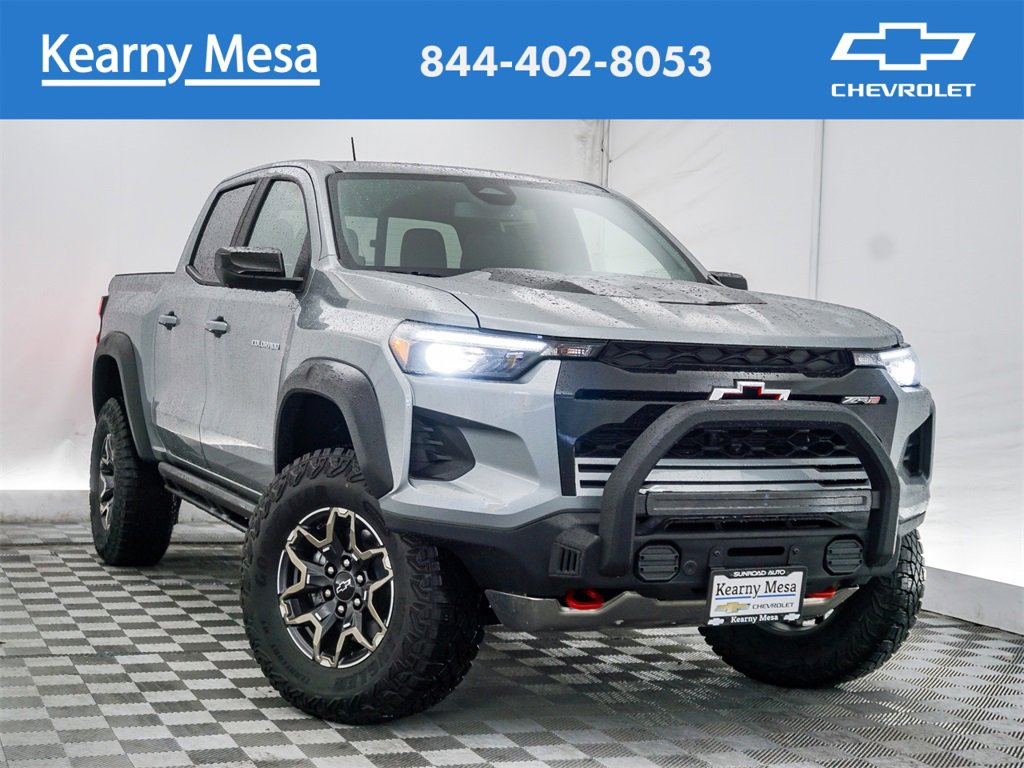 New 2025 Chevrolet Colorado ZR2 w/ Off-Road Front Bumper Package