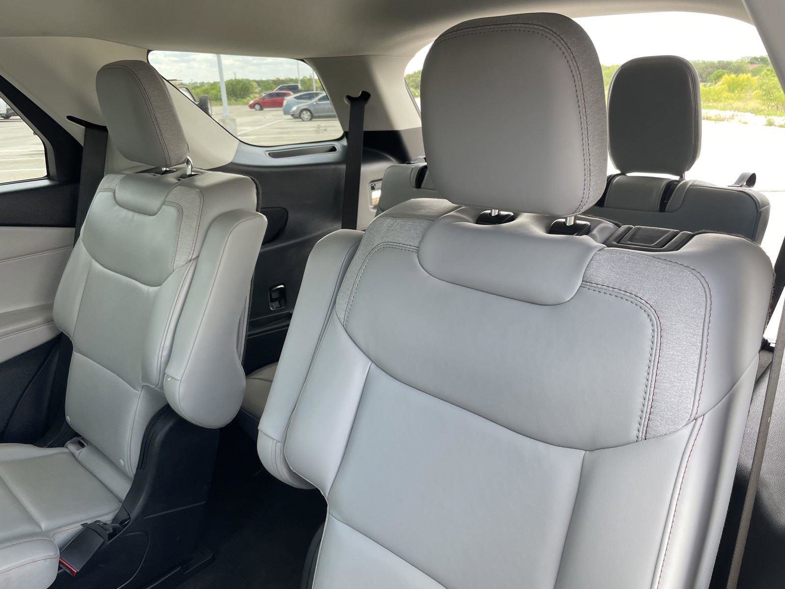 Used 2013 Ford Taurus SEL FWD image 26