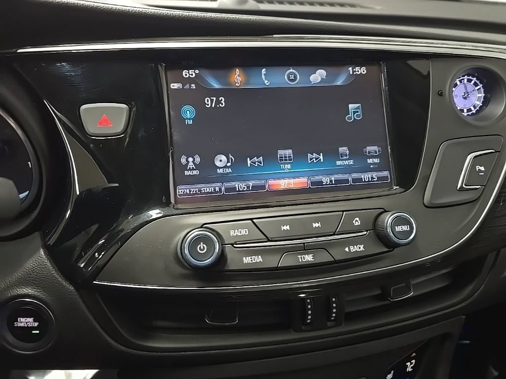 Used 2018 Buick Envision Essence image 26