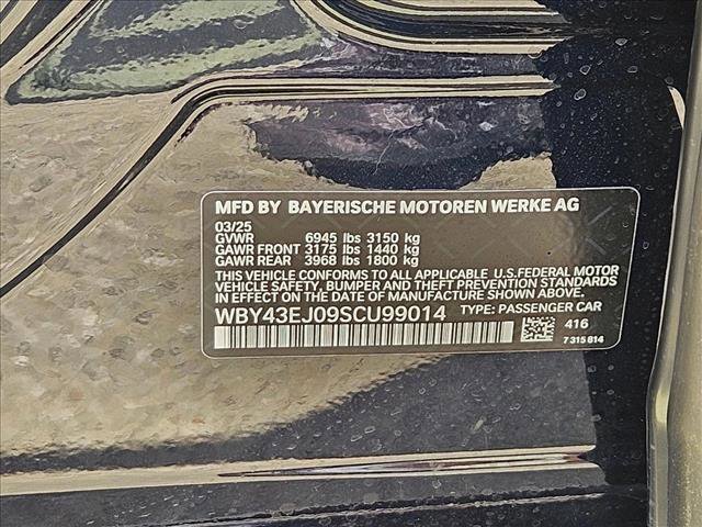 Used 2025 BMW i7 eDrive50 w/ M Sport Package image 20