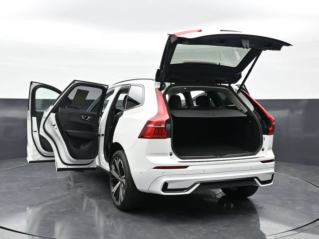 Used 2024 Volvo XC60 T8 Ultimate w/ Climate Package AWD/4WD image 44