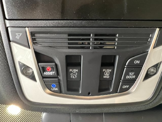 New 2026 Acura RDX SH-AWD image 19