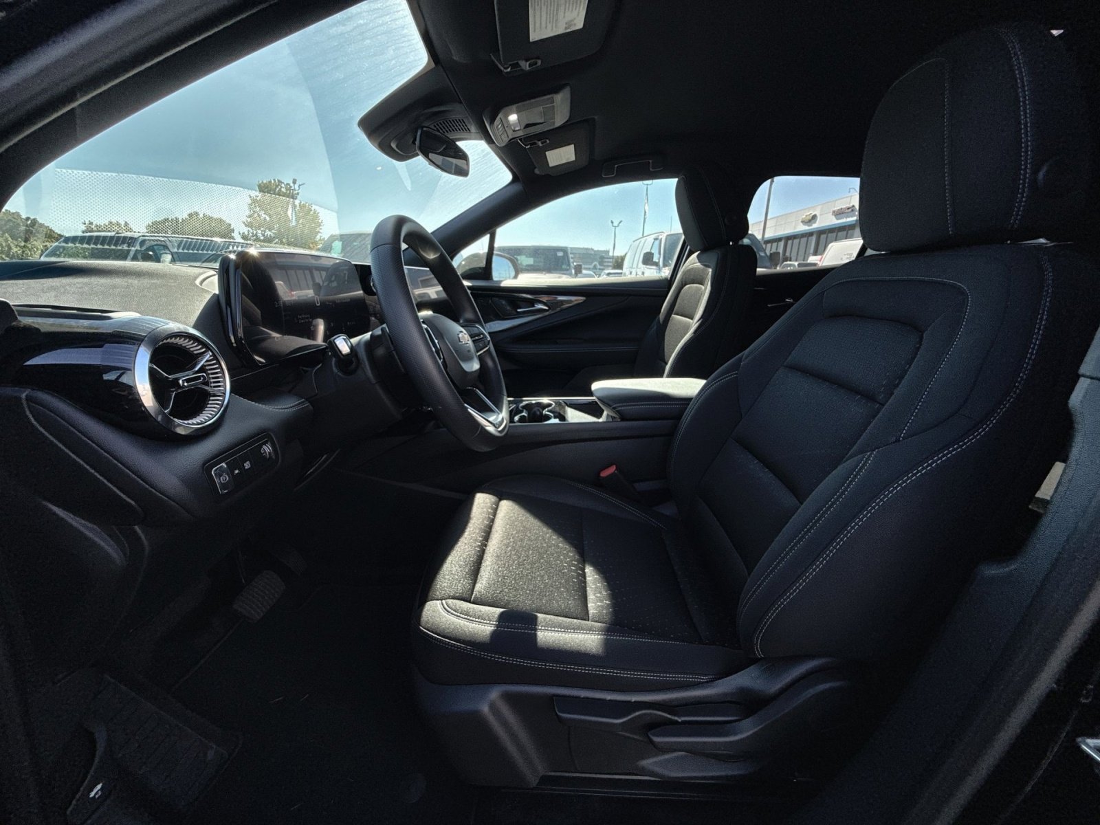 New 2025 Chevrolet Blazer EV LT image 13