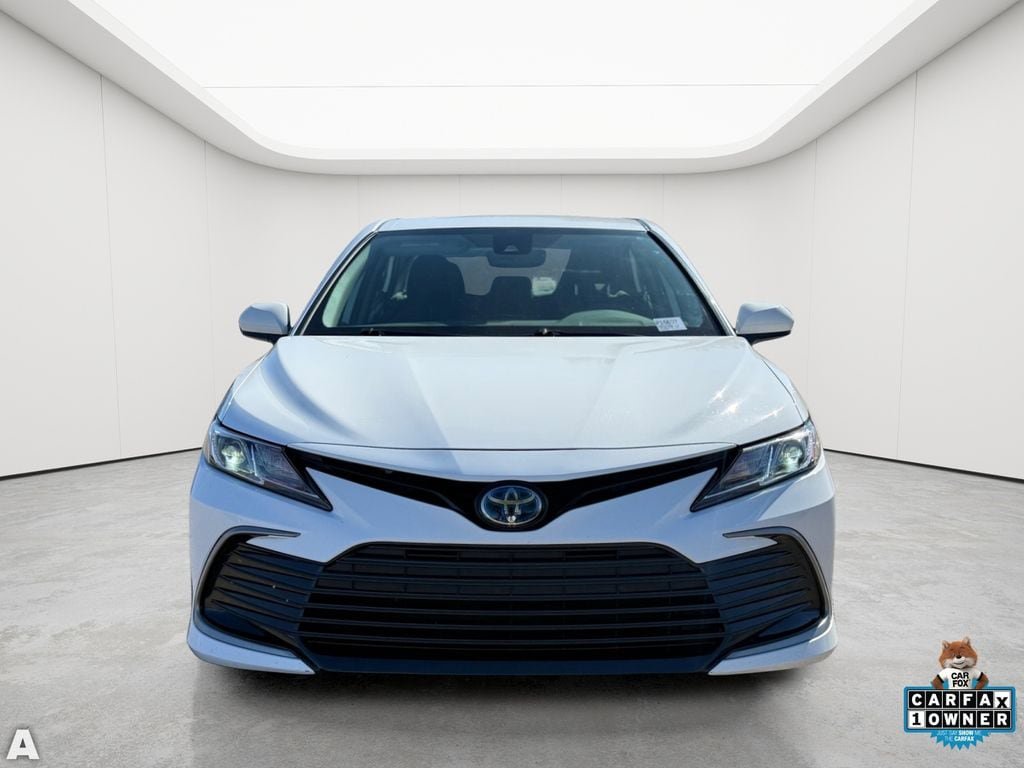 Used 2023 Toyota Camry LE FWD image 5
