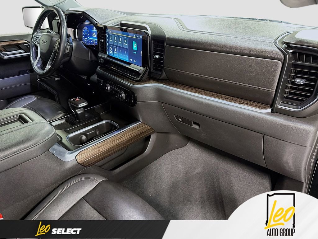 Used 2022 Chevrolet Silverado 1500 LT Trail Boss w/ LT Trail Boss Premium Package image 30