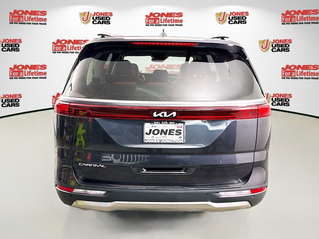 Used 2024 Kia Carnival SX Prestige image 18