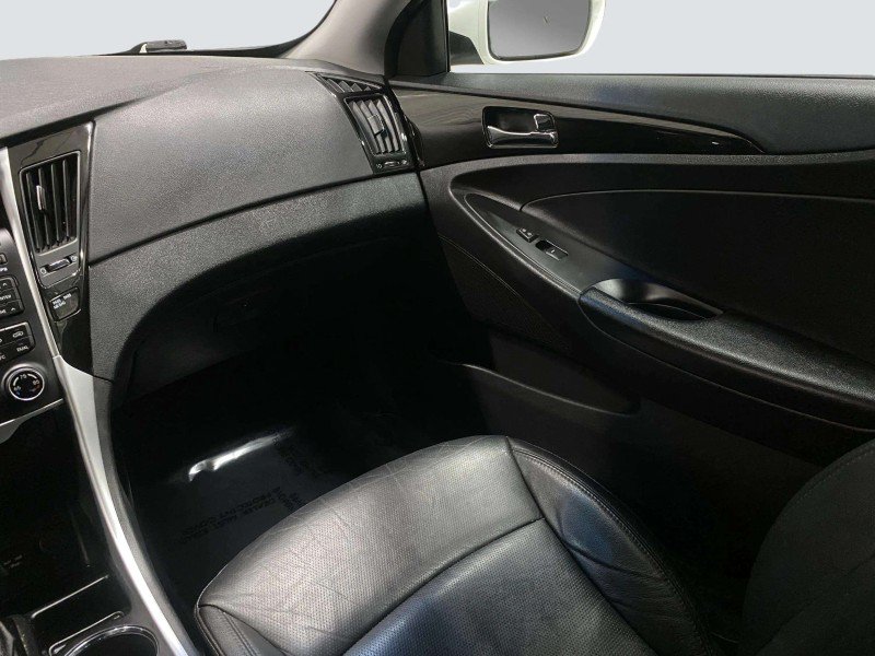 Used 2011 Hyundai Sonata Limited FWD image 22