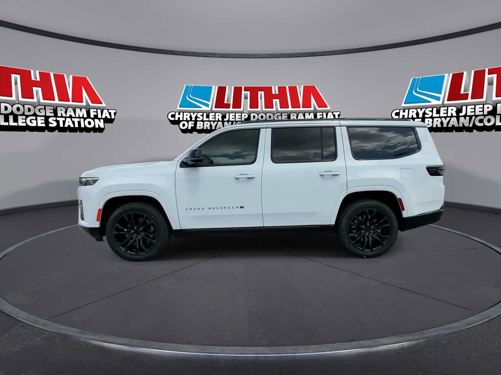 New 2026 Jeep Grand Wagoneer Summit w/ Premium Group III AWD/4WD image 5