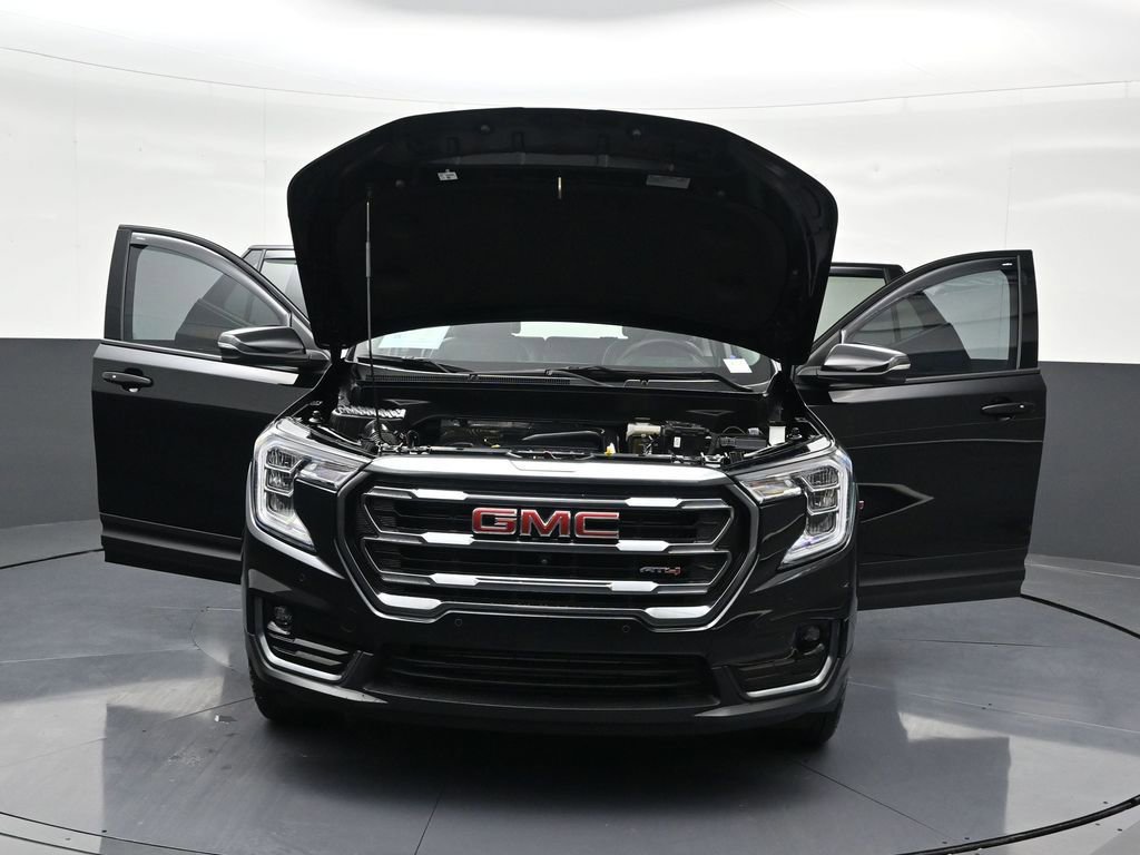 Used 2024 GMC Terrain AT4 w/ Tech Package AWD/4WD image 37