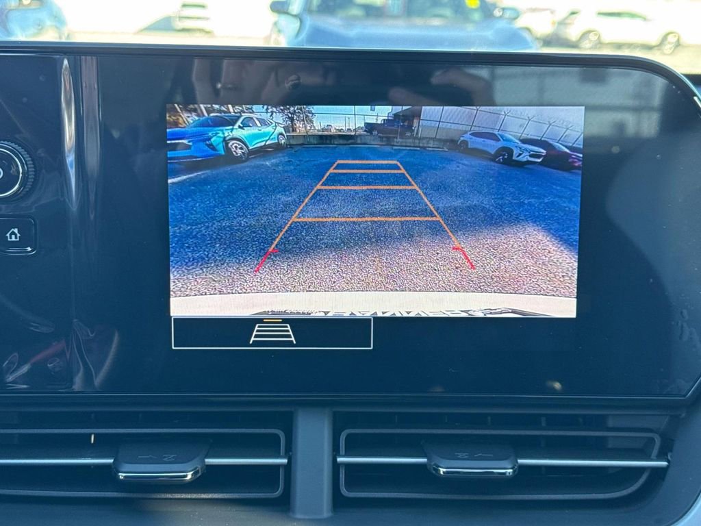 New 2026 Chevrolet Trax LS w/ LS Convenience Package image 25