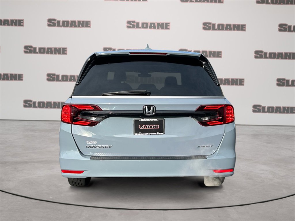 Used 2023 Honda Odyssey Sport image 4