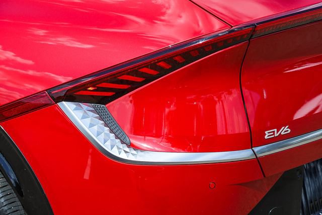 Used 2024 Kia EV6 Wind RWD image 10