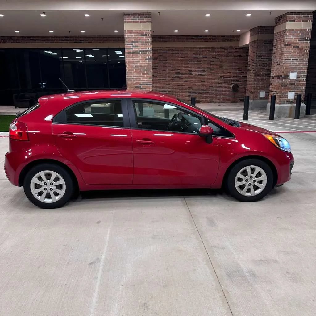 Used 2013 Kia Rio EX FWD image 6