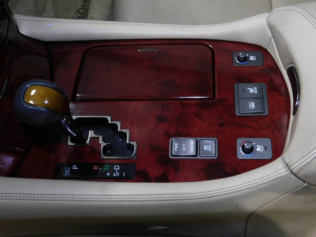 Used 2008 Lexus LS 460 image 36