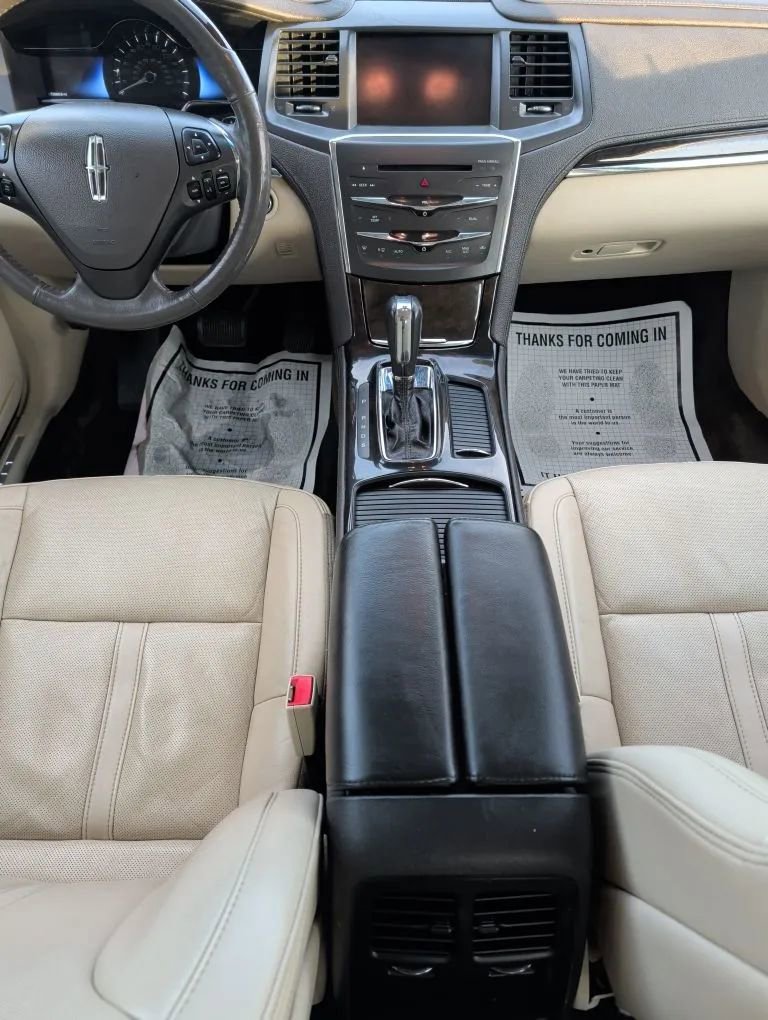 Used 2015 Lincoln MKS AWD w/ Equipment Group 101A image 19