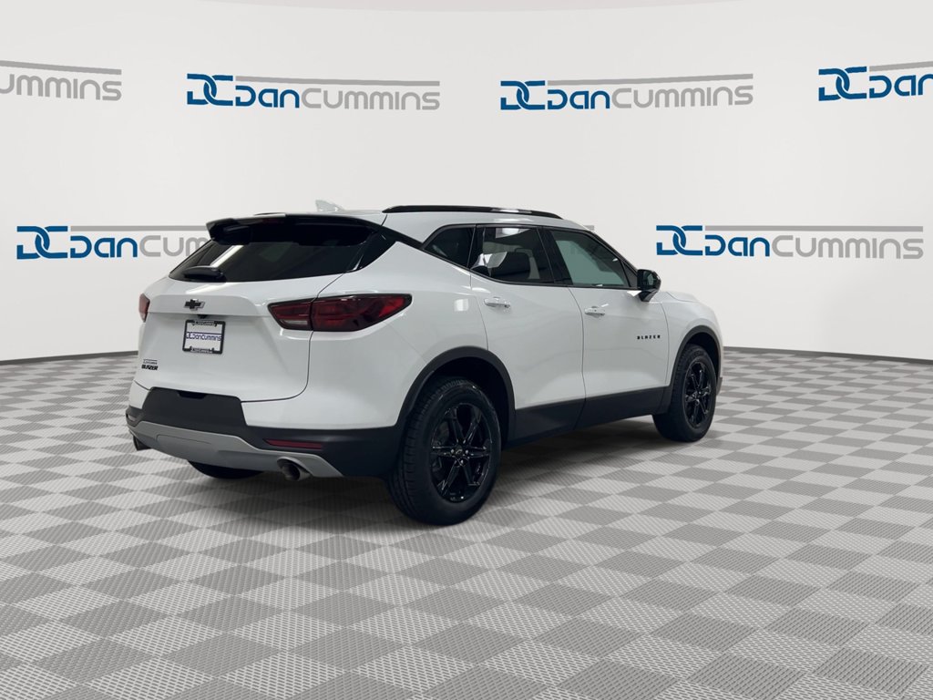 Used 2023 Chevrolet Blazer LT FWD image 8