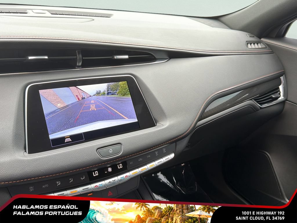 Certified 2022 Cadillac XT4 Sport w/ LPO, ONYX Package FWD image 21