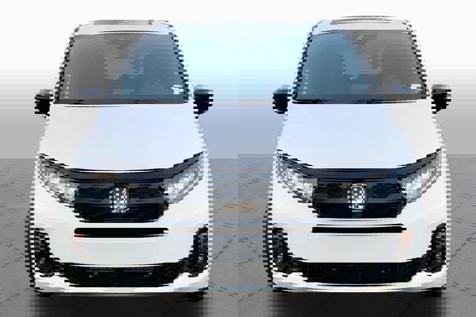 Used 2025 Honda Odyssey Sport-L image 4