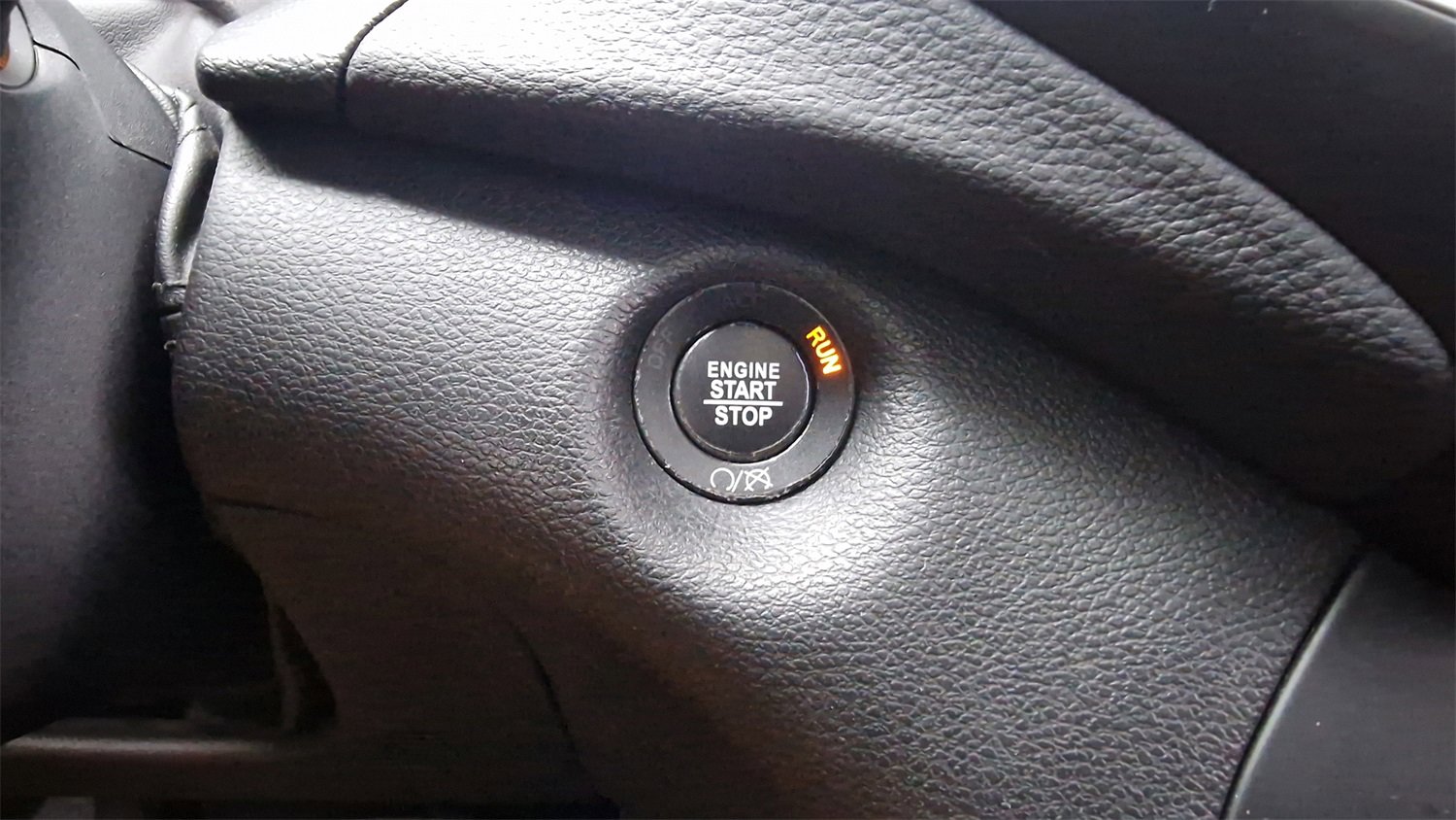 Used 2019 Jeep Cherokee Limited image 20