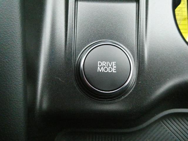 Certified 2025 Ford Explorer ST w/ Sun And Sound Package image 31