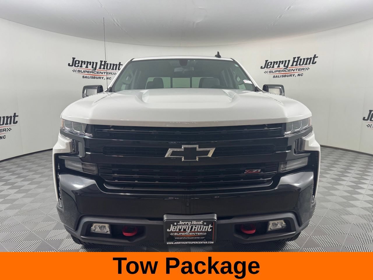 Used 2021 Chevrolet Silverado 1500 LT Trail Boss w/ Convenience Package II AWD/4WD image 4
