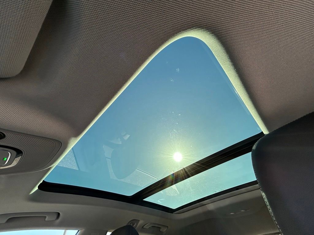 Used 2023 Audi Q8 Premium w/ Convenience Package image 40