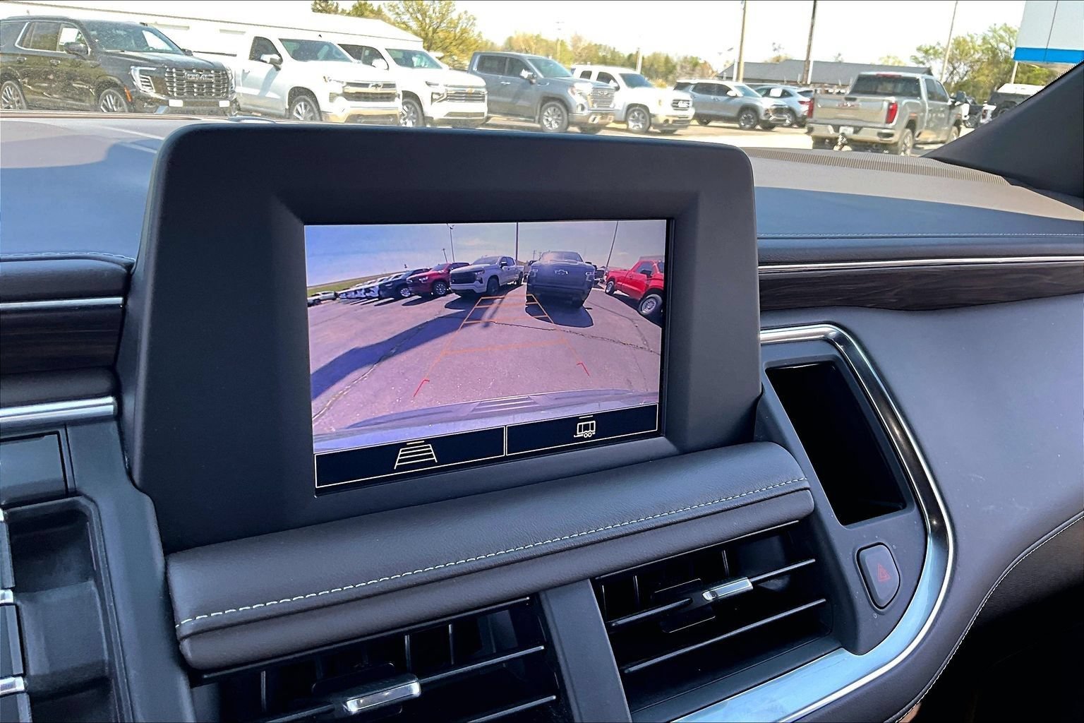 Used 2023 Chevrolet Tahoe LS AWD/4WD image 22