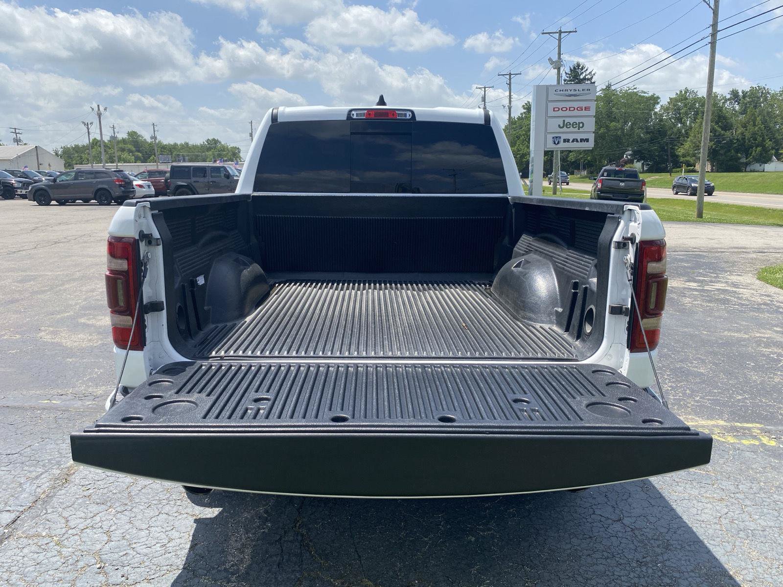 Used 2023 RAM 1500 Laramie AWD/4WD image 33