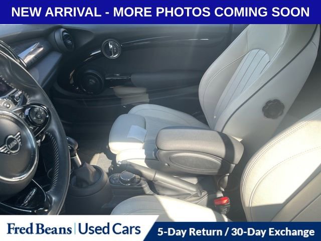 Used 2019 MINI Cooper S w/ Signature Upholstery Package FWD image 12