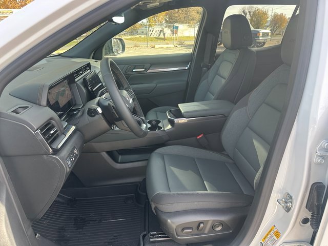 New 2026 GMC Terrain AT4 w/ Convenience Package III image 17