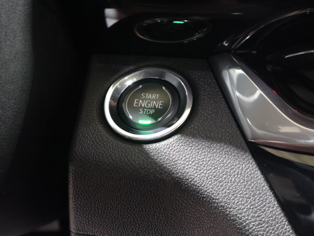 Used 2024 Buick Envista Sport Touring w/ Convenience I Package FWD image 27