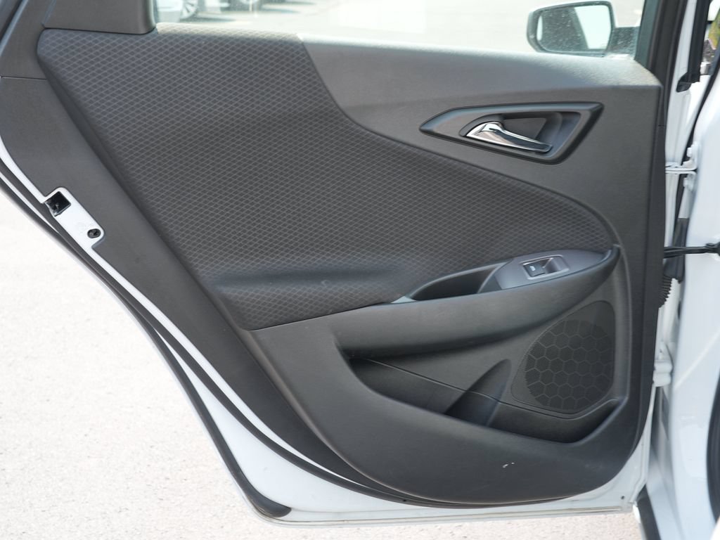 Used 2023 Chevrolet Malibu LT FWD image 18