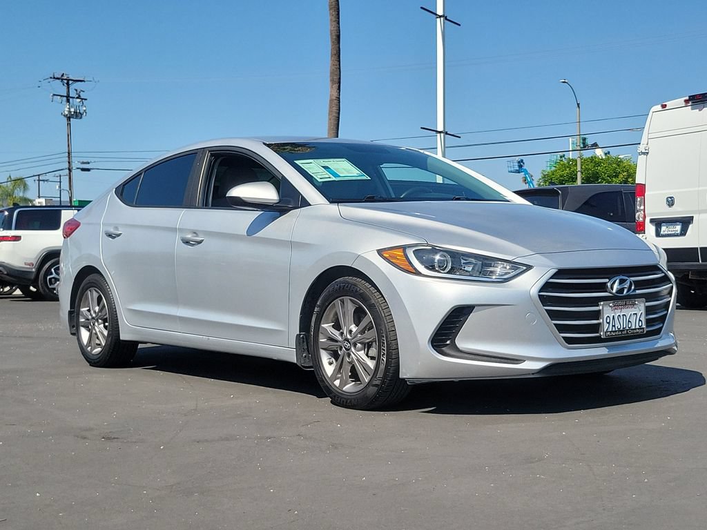 Used 2017 Hyundai Elantra SE FWD image 32