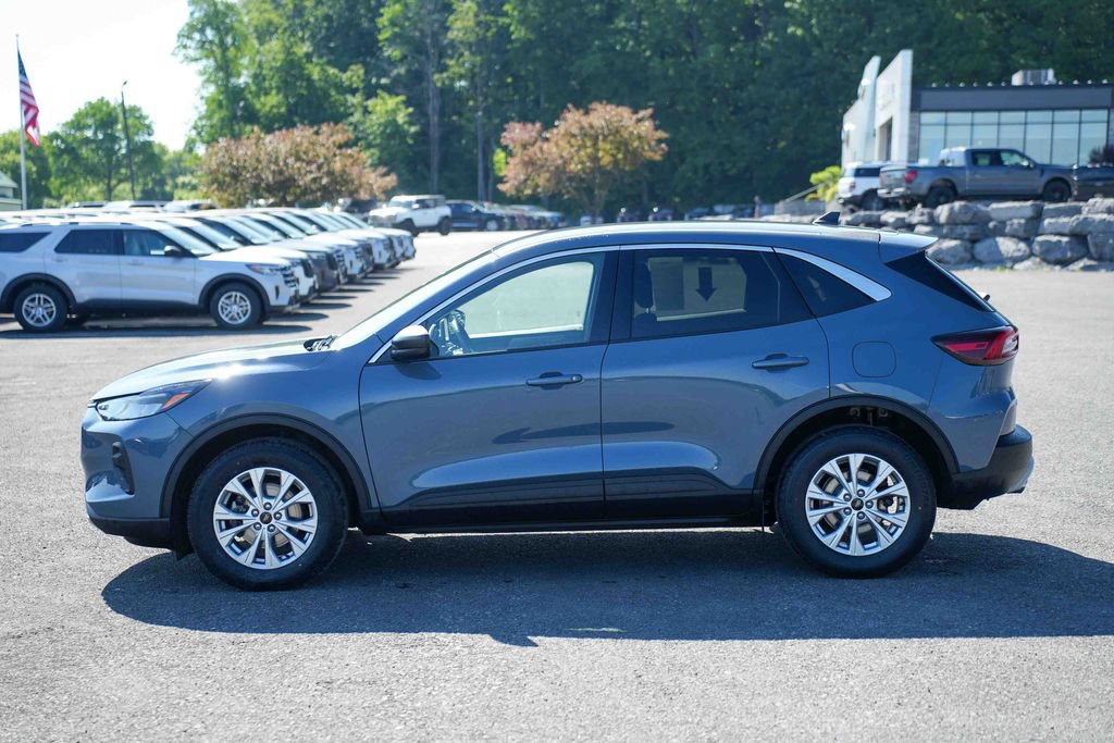 Used 2023 Ford Escape Active AWD/4WD image 8