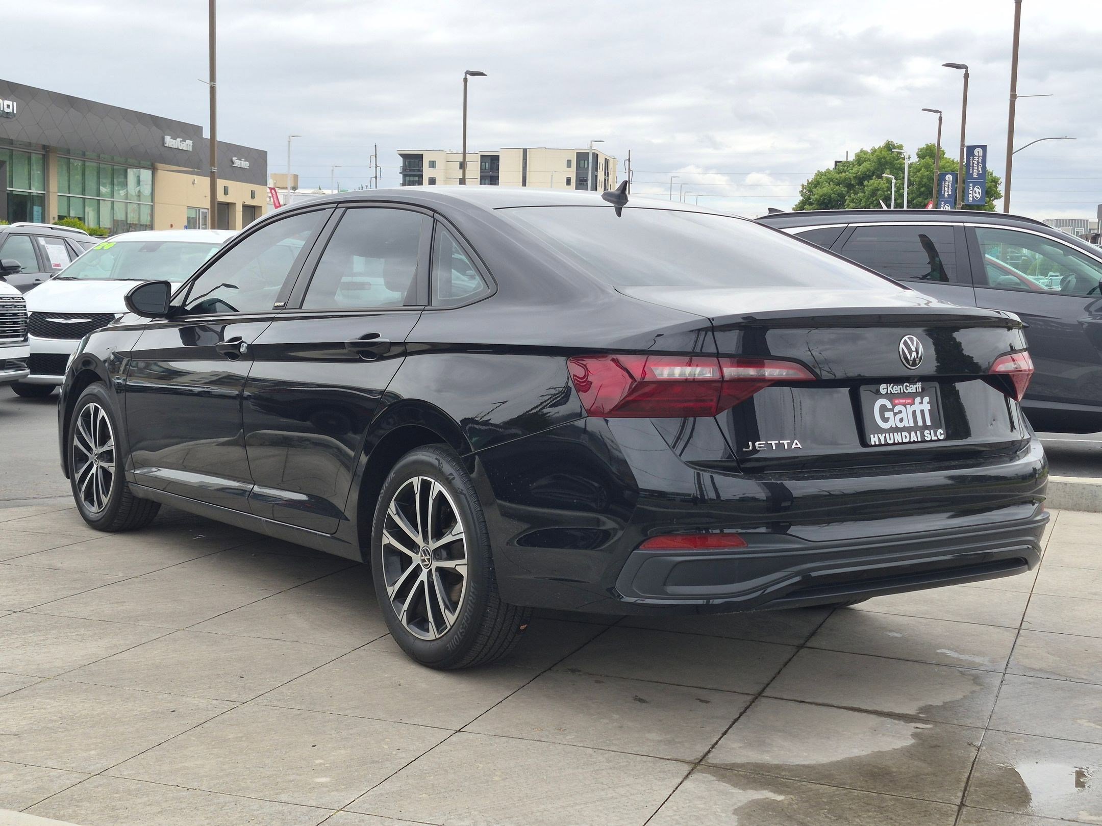 Used 2024 Volkswagen Jetta Sport FWD image 7