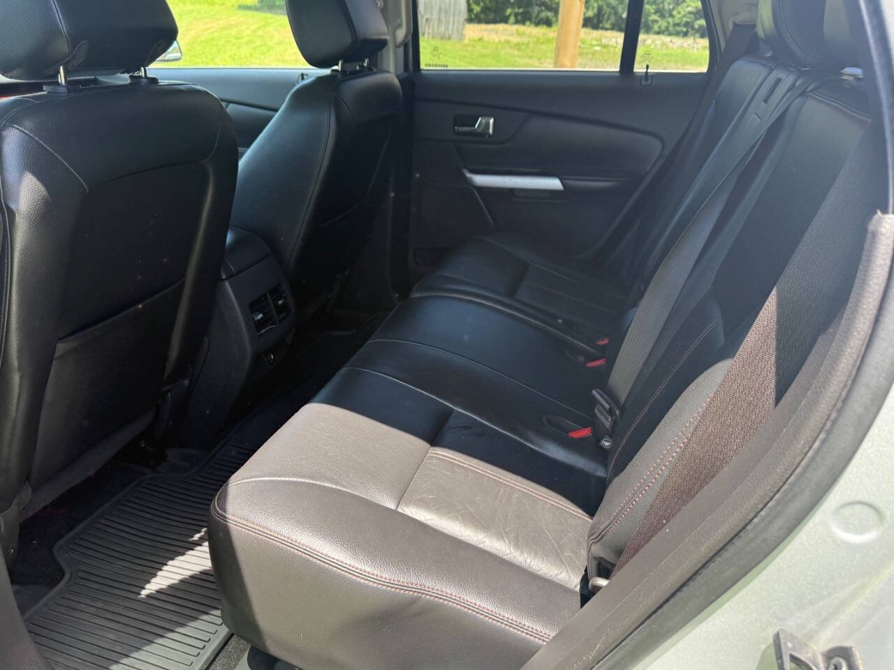Used 2012 Ford Edge Limited FWD image 16