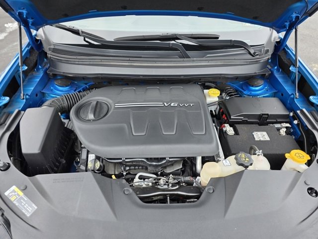 Used 2022 Jeep Cherokee Trailhawk w/ Premium Leather Package image 11