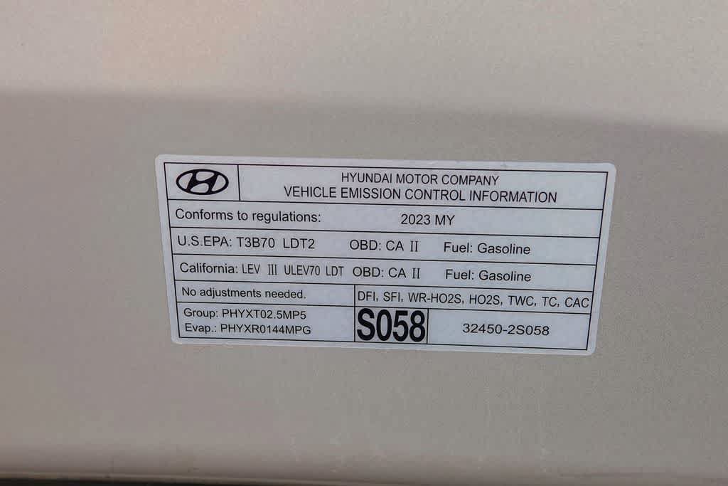 Used 2023 Hyundai Santa Fe Limited w/ Cargo Package FWD image 27