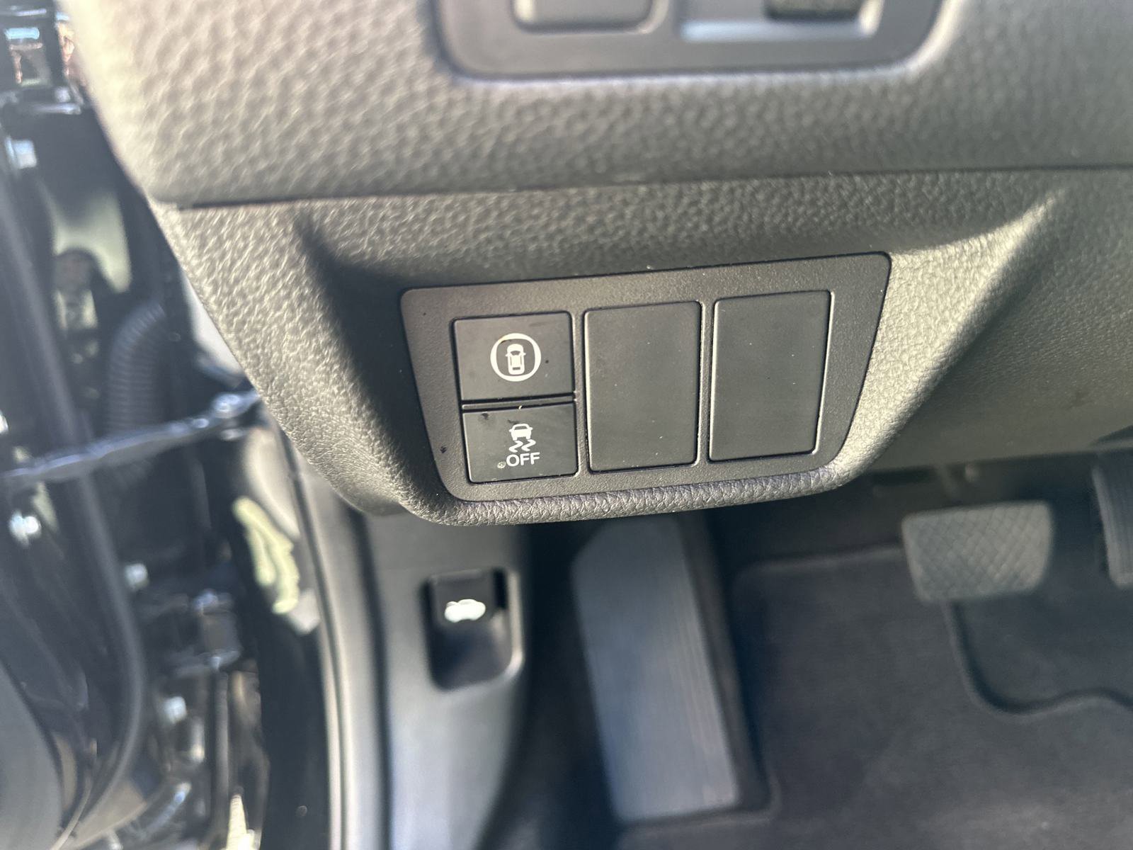 Used 2019 Honda Accord LX image 17