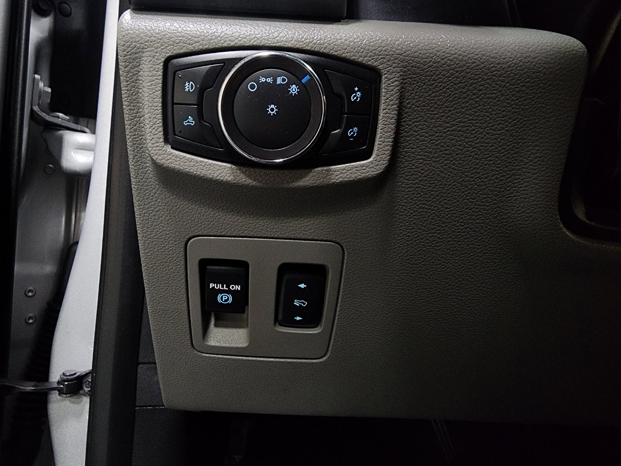 Used 2018 Ford F150 XLT w/ Equipment Group 301A Mid image 36