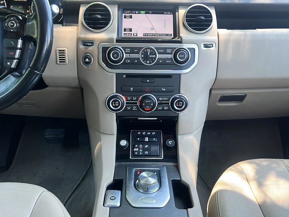 Used 2016 Land Rover LR4 HSE AWD/4WD image 19