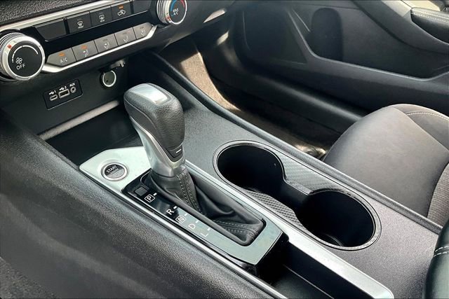 Used 2025 Nissan Altima 2.5 SV image 17