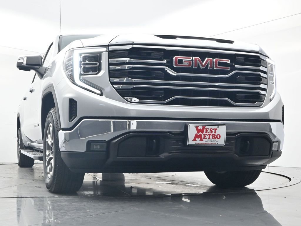 Used 2022 GMC Sierra 1500 SLT AWD/4WD image 25