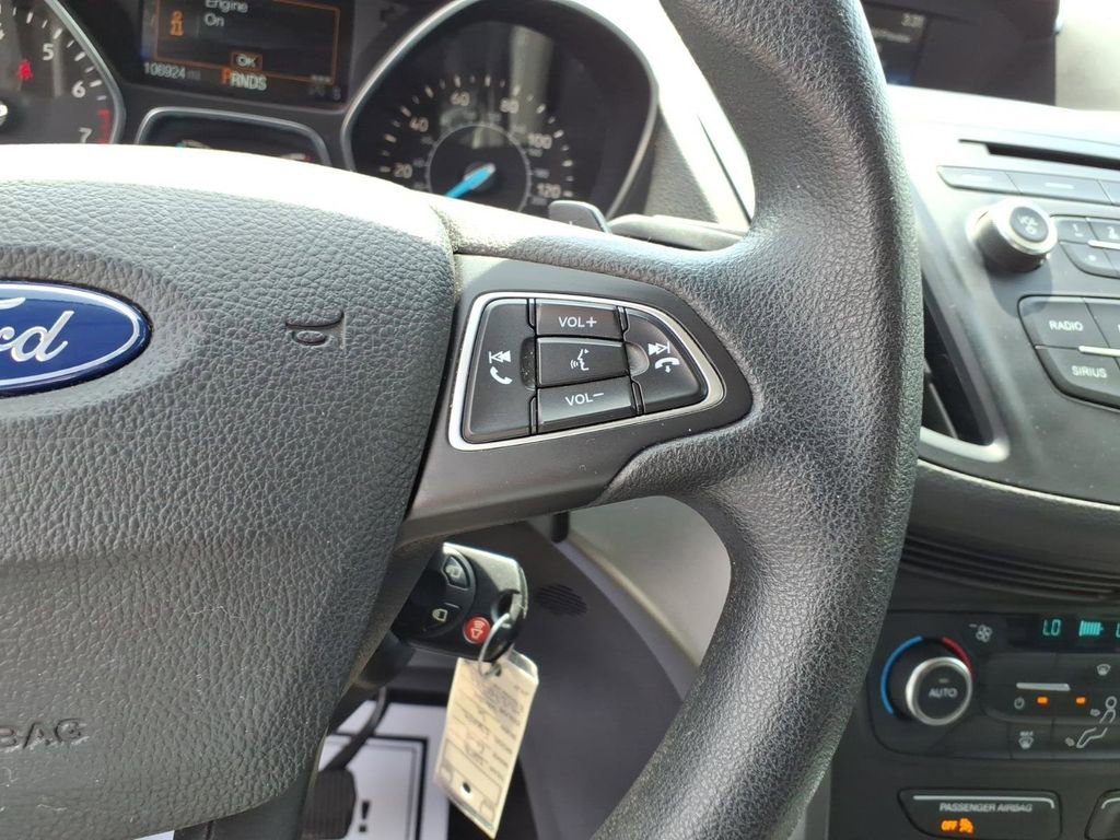 Certified 2017 Ford Escape SE FWD image 18