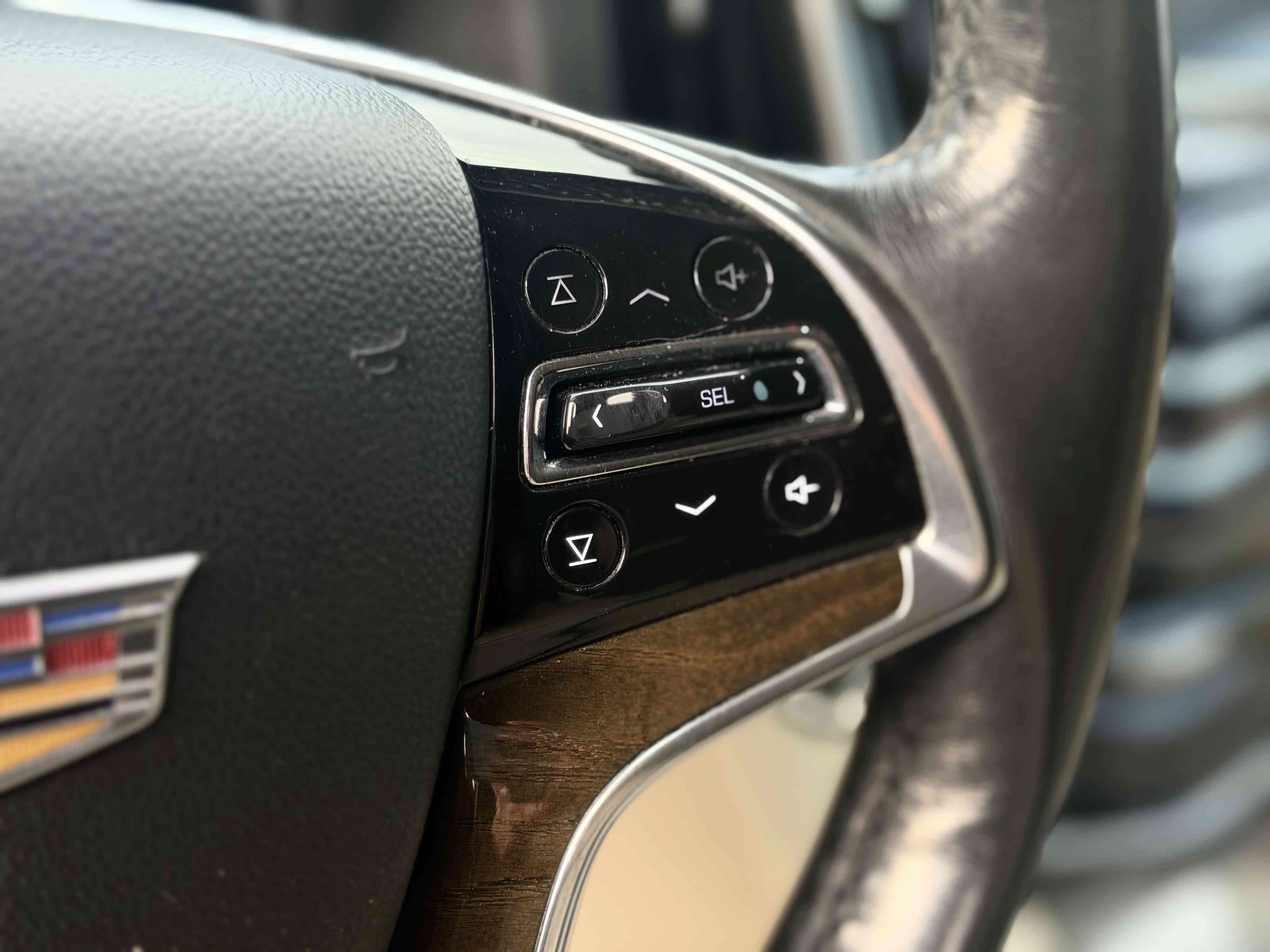 Used 2020 Cadillac Escalade ESV Luxury AWD/4WD image 28