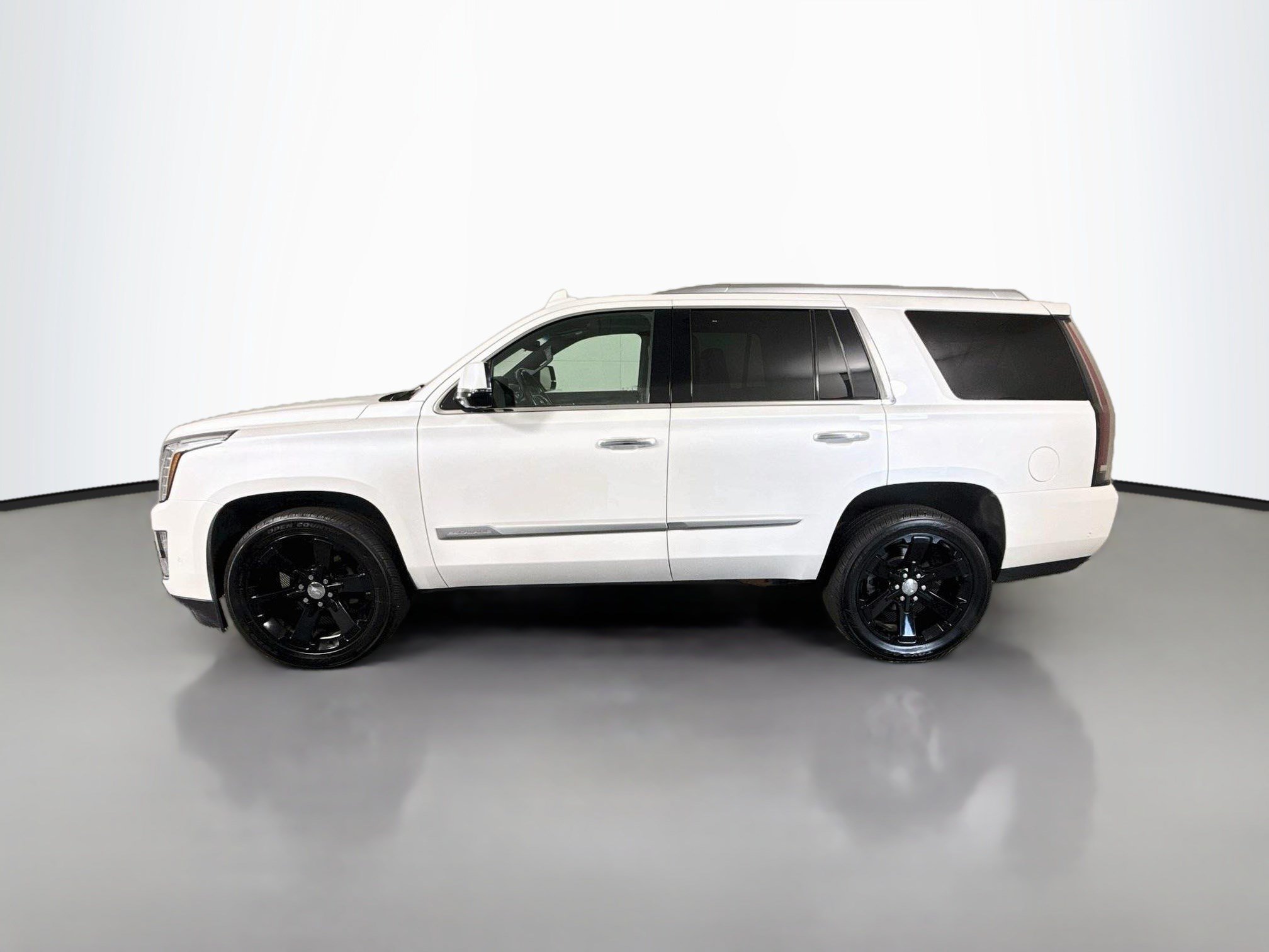 Used 2019 Cadillac Escalade Platinum AWD/4WD image 6