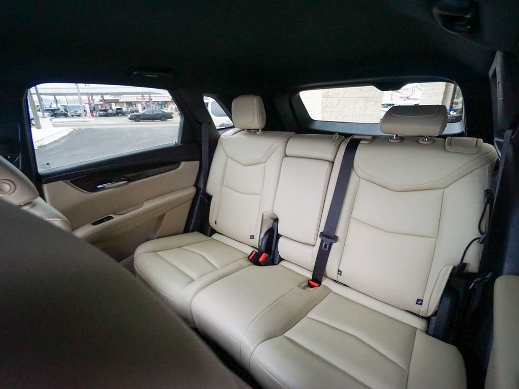 Used 2019 Cadillac XT5 FWD image 26
