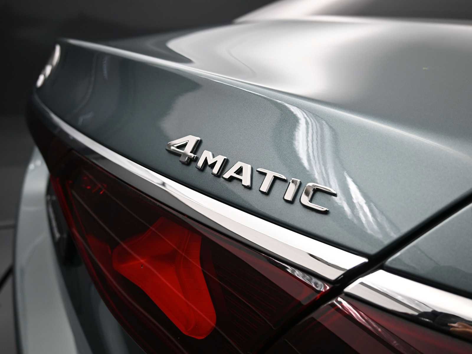 Used 2025 Mercedes-Benz E 450 4MATIC Sedan image 27